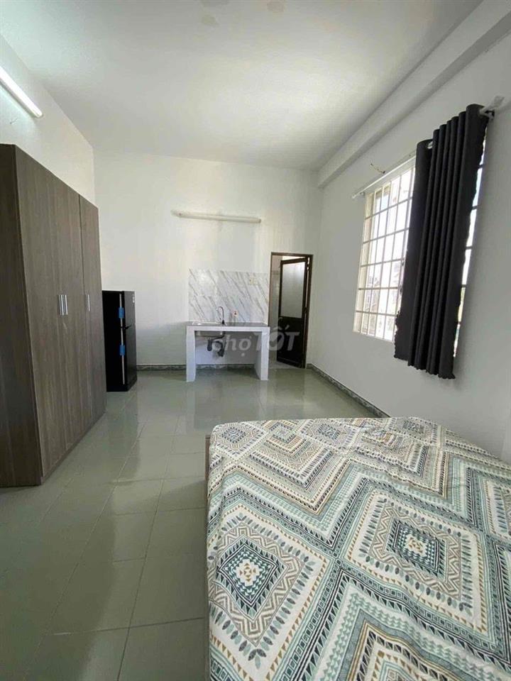 Cho thuê phòng trọ Linh Xuân , gần DH Ngan Hang, gần chợ Thủ Đức.