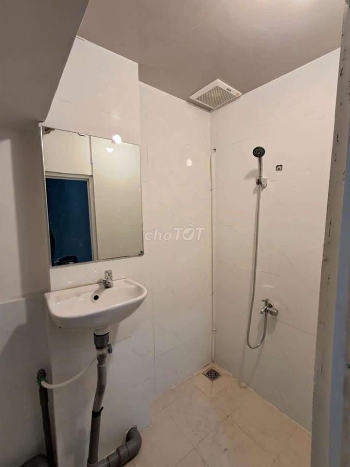PHÒNG FULL NỘI THẤT, MÁY LẠNH