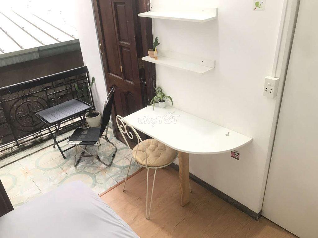 Phòng full nội thất, máy lạnh