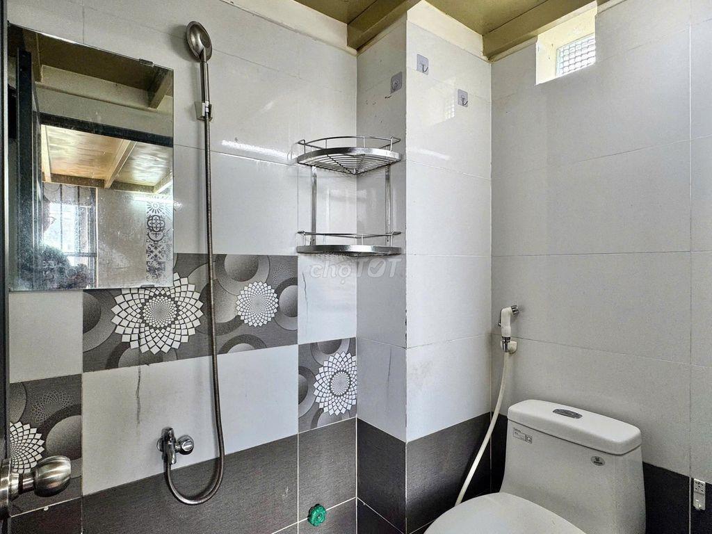 PHÒNG CỬA SỔ TRỜI BAO THOÁNG NGAY LÊ VĂN VIỆT, UTC2, PTIT, SPKT
