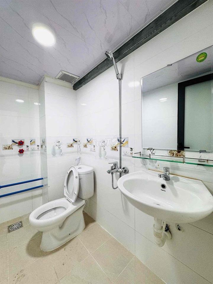 PHÒNG GÁC GẦN LÊ VĂN VIỆT - ĐẠI HỌC SPKT - HUTECH - PTIT QUẬN 9
