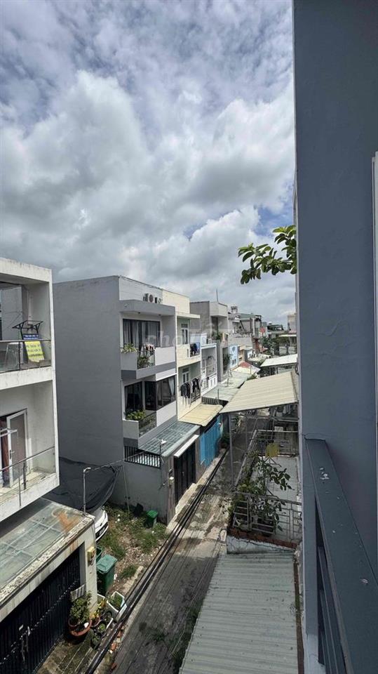 PHÒNG 15M² GIÁ 2TR - GẦN FPT, ĐH TÀI CHÍNH MARKETING - Ở NGAY