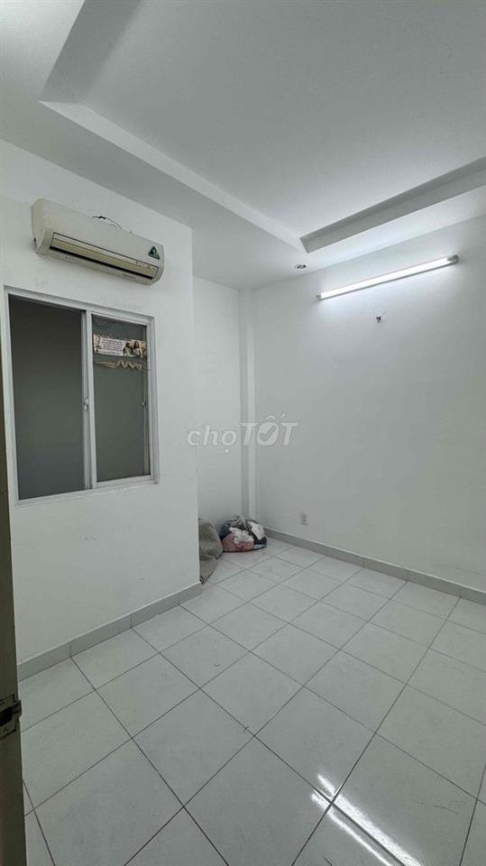 PHÒNG 15M² GIÁ 2TR - GẦN FPT, ĐH TÀI CHÍNH MARKETING - Ở NGAY