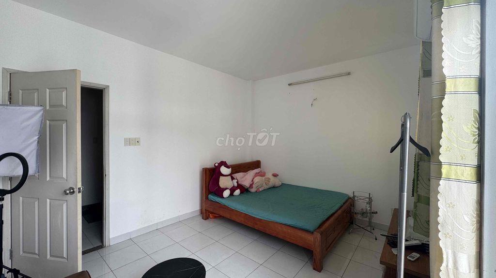 PHÒNG 15M² GIÁ 2TR - GẦN FPT, ĐH TÀI CHÍNH MARKETING - Ở NGAY