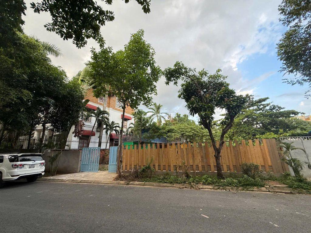 Cho thuê nhà container giá rẻ đường Nguyễn Văn Hưởng Thảo Điền