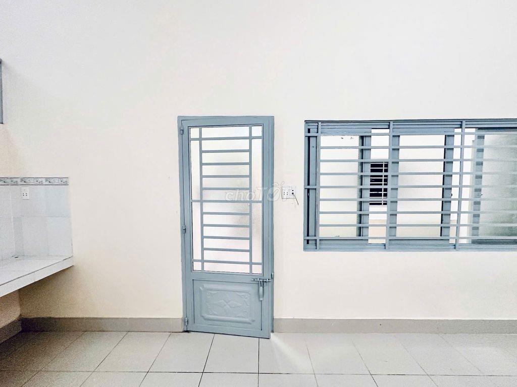 PHÒNG TRỌ NGAY UTC2, PTIT, HUTECH- QUA UTE CS2 1KM
