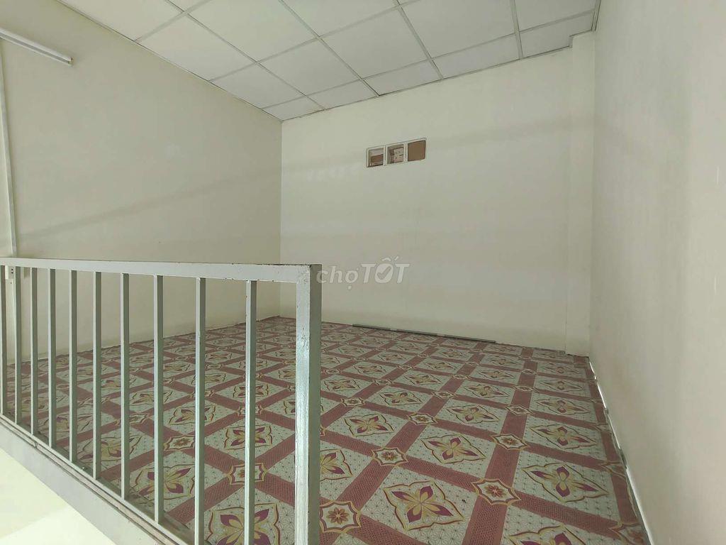 Phòng trọ Giáp Hạnh hiệp bình phước, hiện còn 1 phòng trống