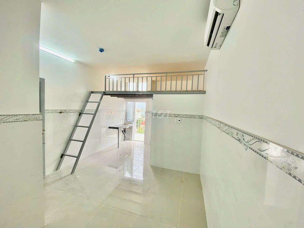 3TR5 MÁY LẠNH - NGAY CAO ĐẲNG CÔNG THƯƠNG - NGÃ TƯ THỦ ĐỨC