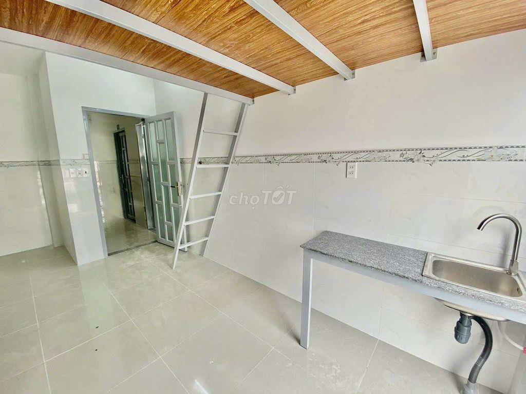 3TR5 MÁY LẠNH - NGAY CAO ĐẲNG CÔNG THƯƠNG - NGÃ TƯ THỦ ĐỨC