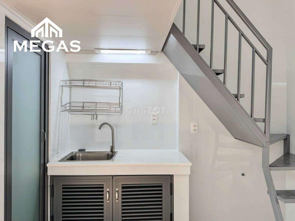 GÁC TRỐNG SẴN NGAY SPKT - ĐH Ngân hàng