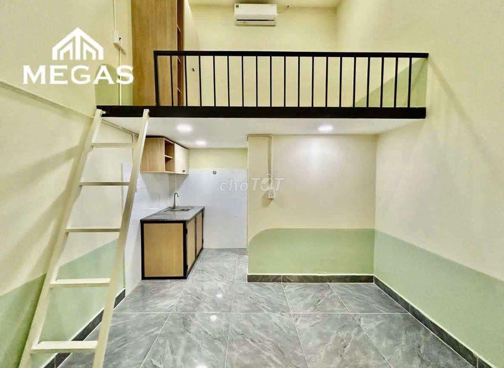 Gác rộng qua Ngay chợ đầu mối Thủ Đức - Tô Ngọc Vân
