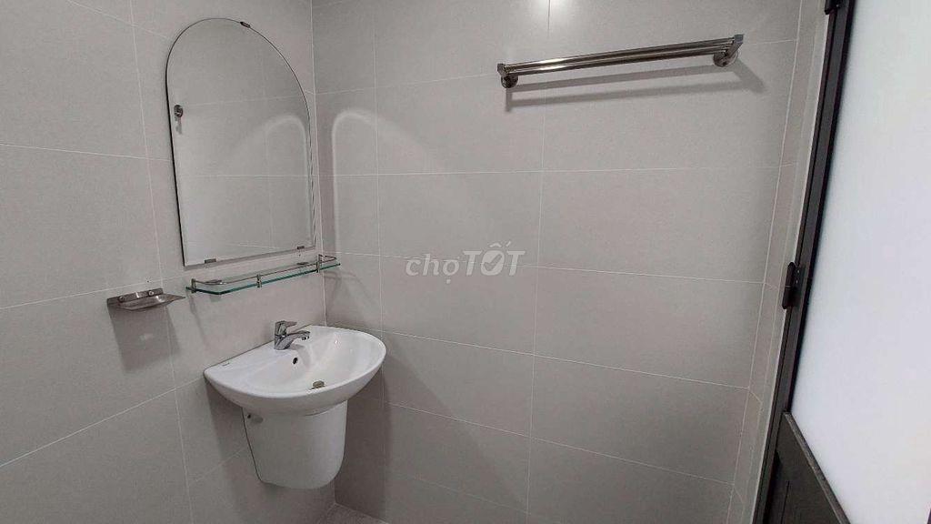 Phòng máy lạnh cho thuê mới Q9 3tr