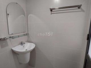 Phòng máy lạnh cho thuê mới Q9 3tr