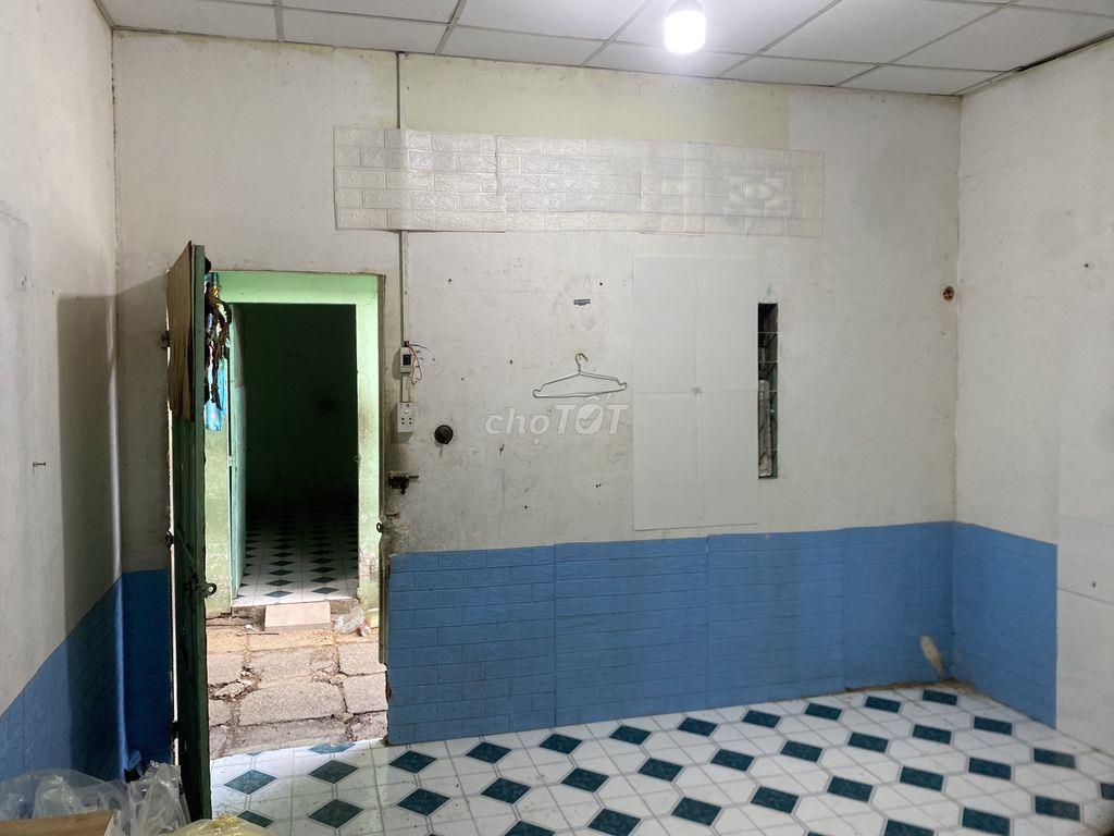 Phòng trọ 24m2 cách QL1A 50m gần khu chế xuất Linh Trung 