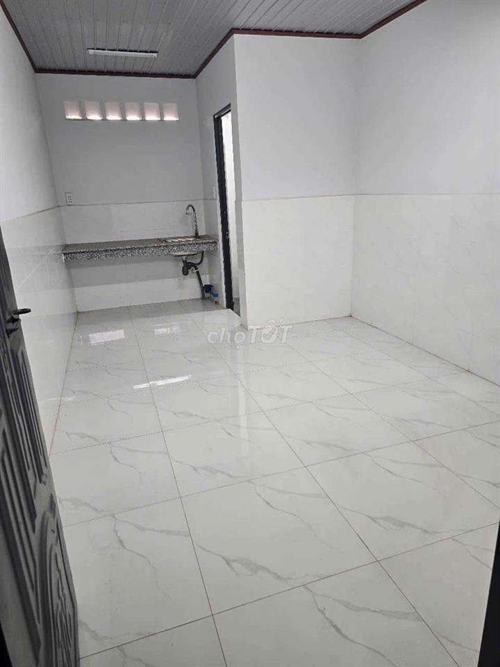 Phòng mới xây ngay ngã tư thủ Đức 