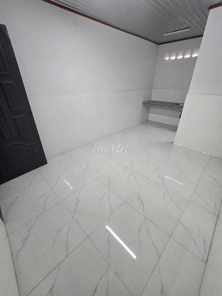 Phòng mới xây ngay ngã tư thủ Đức 