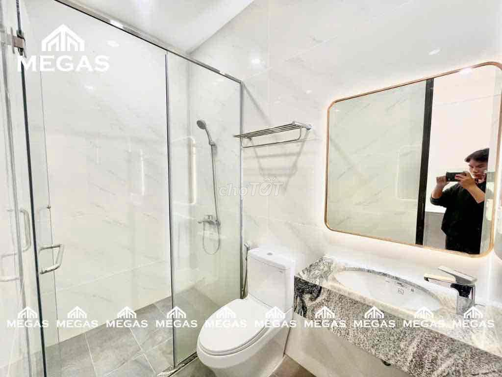 CĂN HỘ CÓ GÁC BAN CÔNG FULL NỘI THÁT - Hoàng Diệu 2