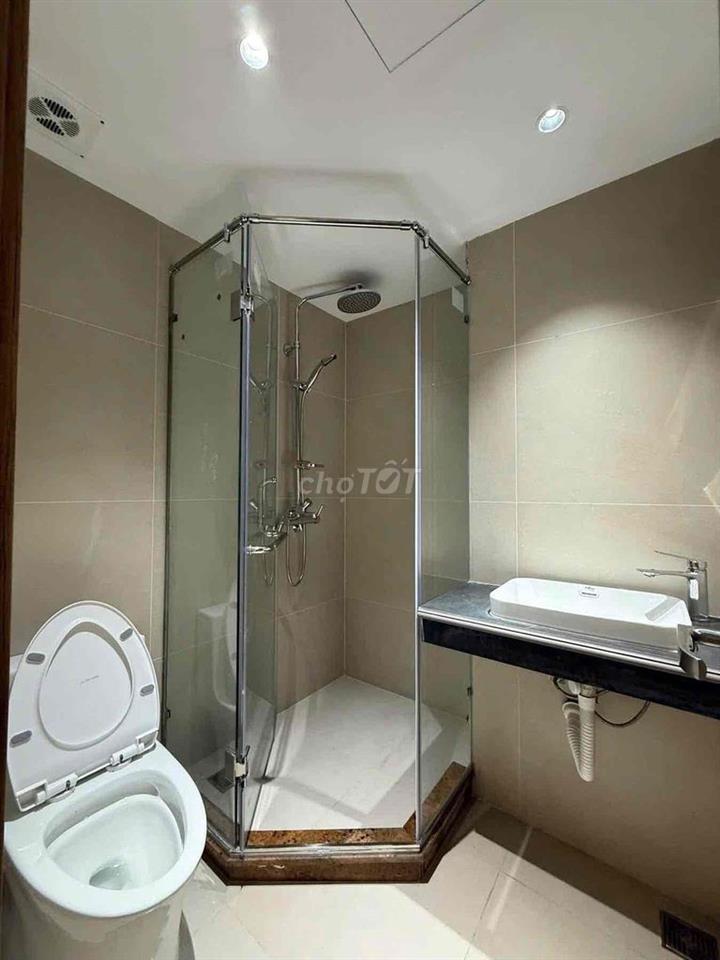 STUDIO FULL NỘI THẤT, BAN CÔNG NGAY NGÃ TƯ THỦ ĐỨC - GA METRO -