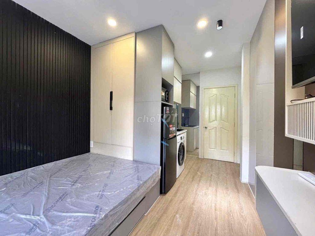 STUDIO FULL NỘI THẤT - BAN CÔNG NGAY ĐỖ XUÂN HỢP - XA LỘ HÀ NỘI