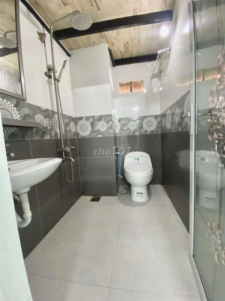 NHẬN GIỮ PHÒNG TỚI ĐẦU THÁNG 9 Free CHÍNH CHỦ 