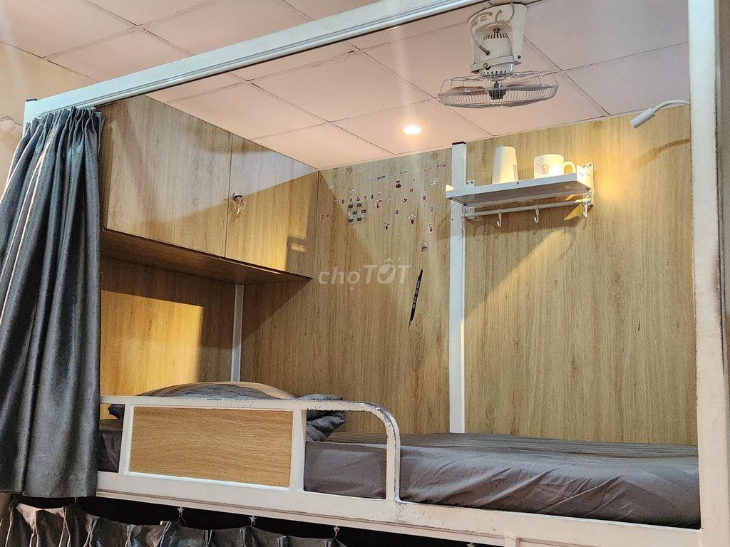 *** 1 GIƯỜNG TRONG PHÒNG 6 NỮ GIÁ TỐT 1TR/THÁNG - KTX RED HOME