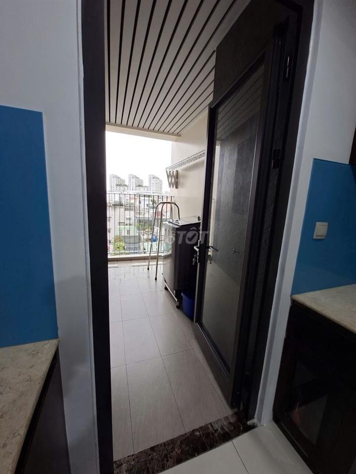 Cho thuê căn hộ Hà Đô Centrosa, 100m2, 2 PN+, 2 WC