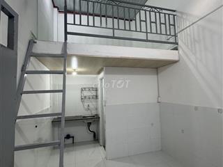 Nhà trọ mới đường Linh Trung-Khu biệt thự-Nhà xe riêng-không chung chủ