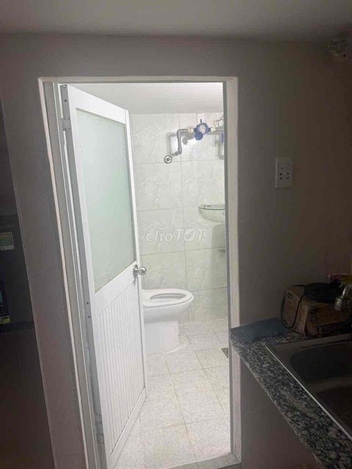 cho thue phòng mặt tiền 30m2