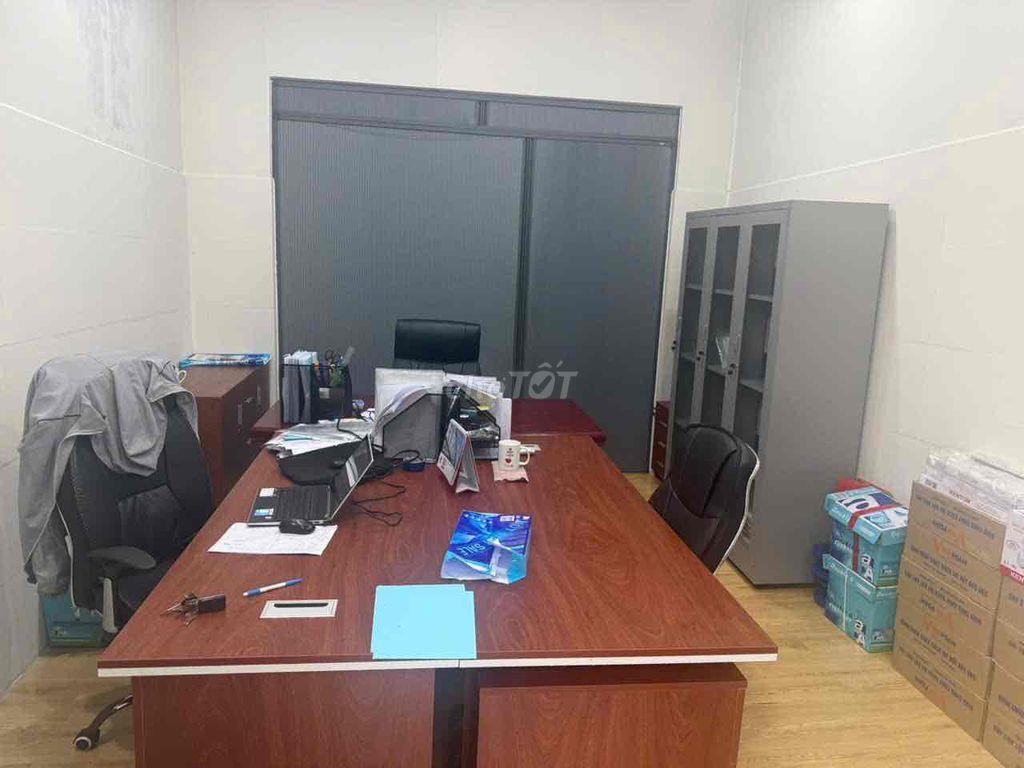 cho thue phòng mặt tiền 30m2