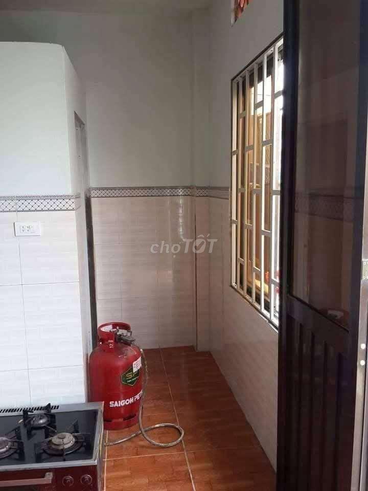 Phòng trọ 25m2 Đường Gò Cát, Long Trường, TP.HCM gần vòng xoay Phú Hữu