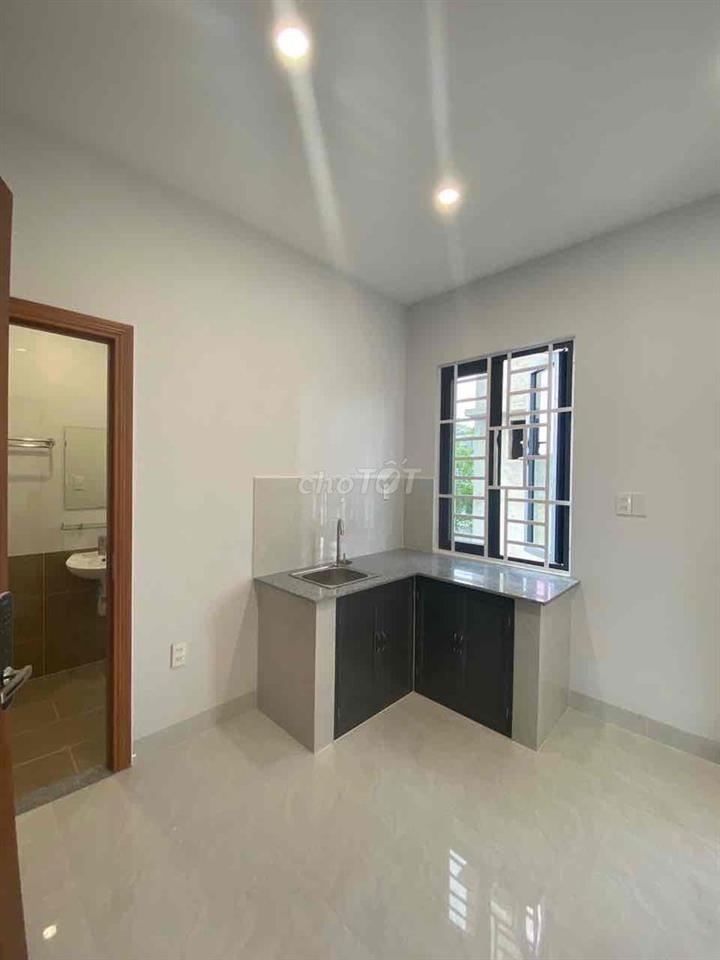 CHDV FNT KHU BIỆT THỰ QUẬN 2- Ở 2 NGƯỜI
