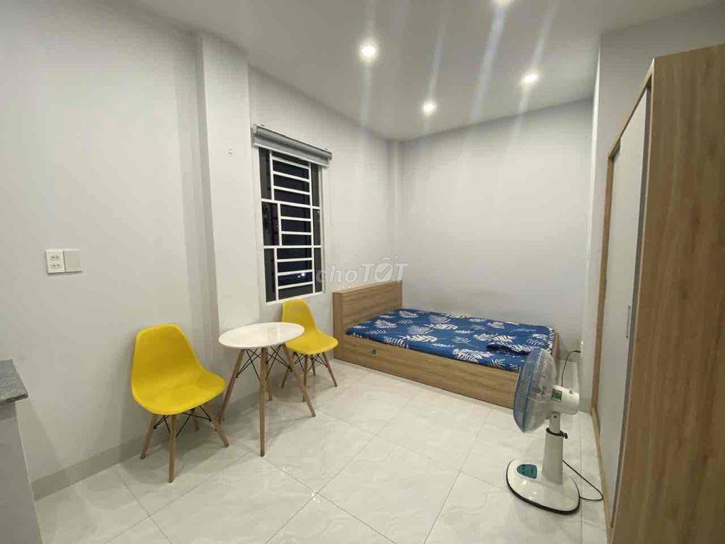 CHDV FNT KHU BIỆT THỰ QUẬN 2- Ở 2 NGƯỜI