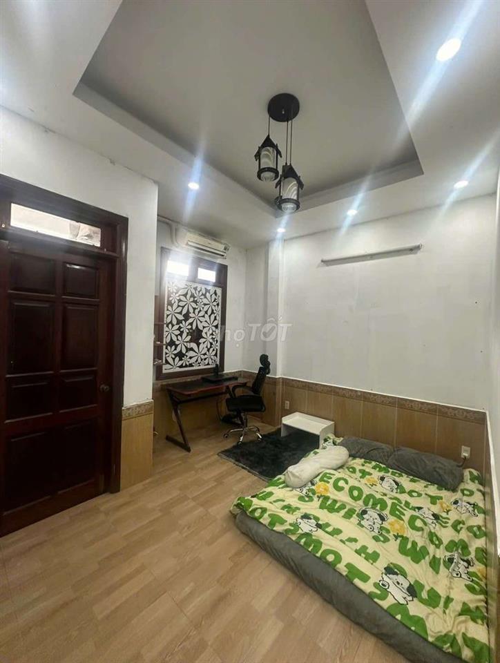 đầu tháng 8 có phòng đẹp
