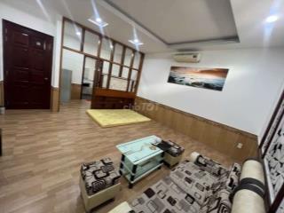 đầu tháng 8 có phòng đẹp