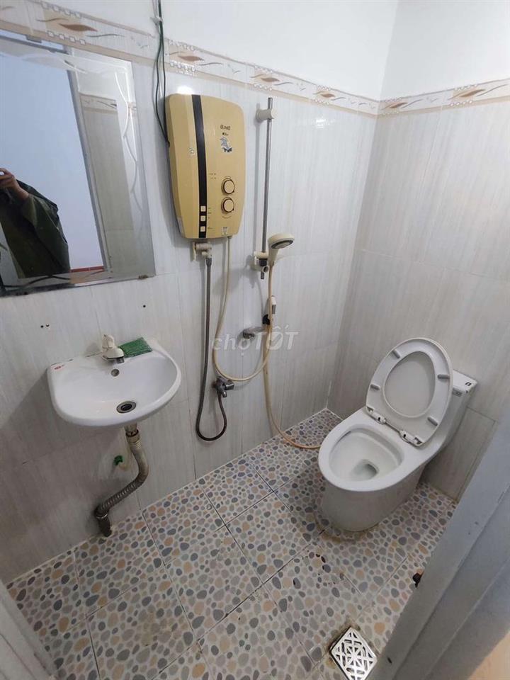 2 chẹo 6 - p mới - bếp riêng
