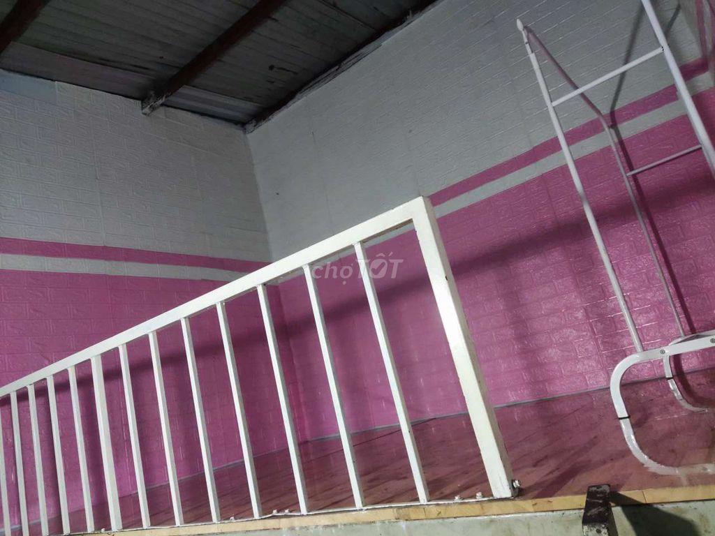 phòng trọ có gác 12m2 giá rẻ