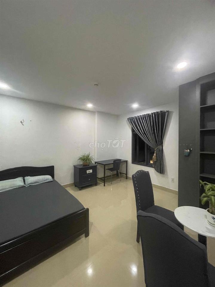 Phòng trọ cao cấp và an ninh ngay trung tâm gần trường Đại học, ST