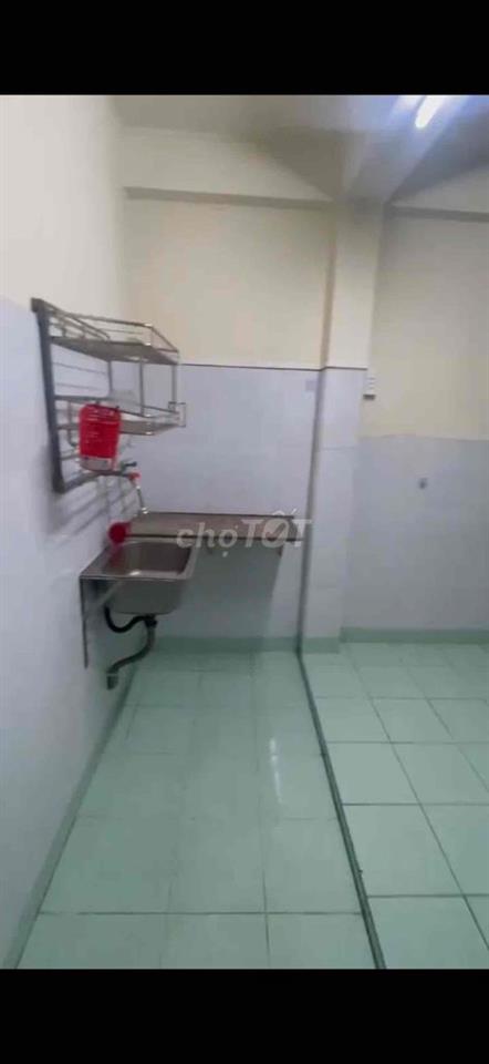 Mình cần pass lại trọ cuối tháng 8 này 2tr5 Điện 3k5 Nước 50k/ng Inter