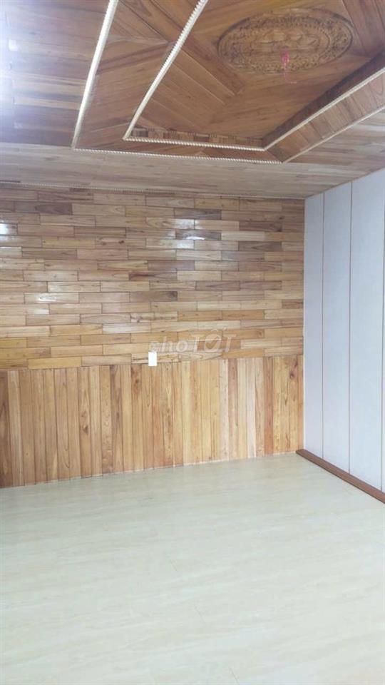 Phòng thuê nhà sạch, đẹp, cách ĐH UFM 100m, thích hợp cho nữ sv & nvvp