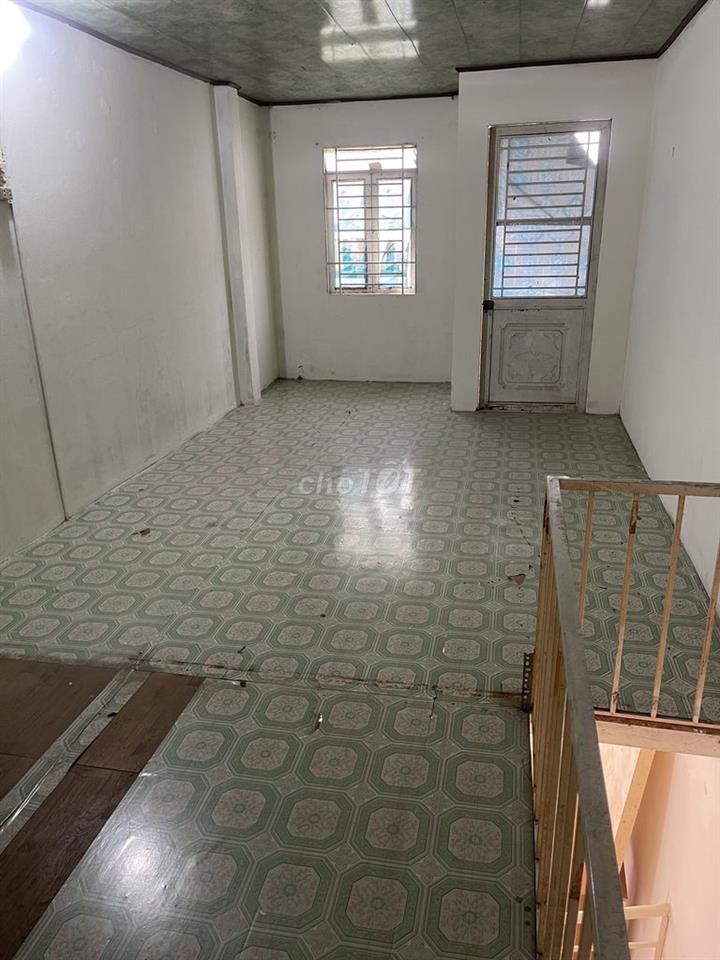 Cho thuê Phòng trọ 40m2 có gác Giá chỉ 2,5 triệu 