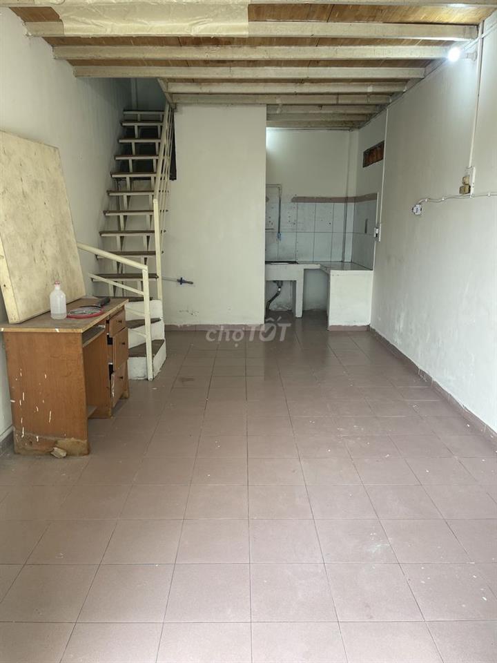 Cho thuê Phòng trọ 40m2 có gác Giá chỉ 2,5 triệu 
