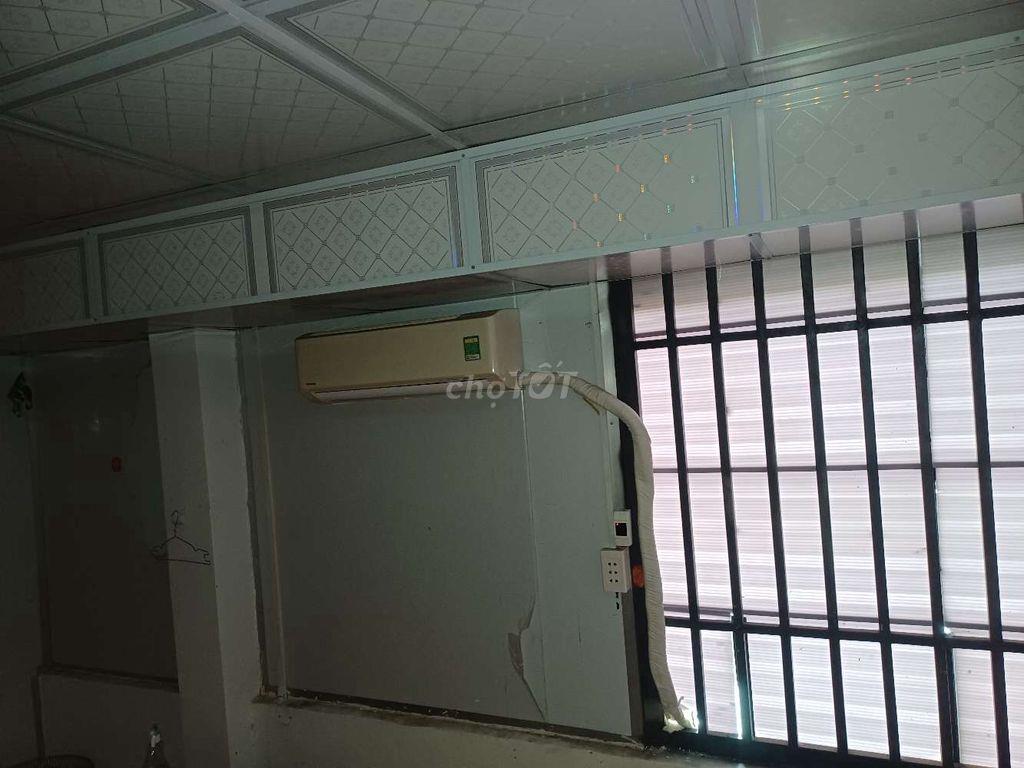 pass phòng còn 5 tháng hợp đồng