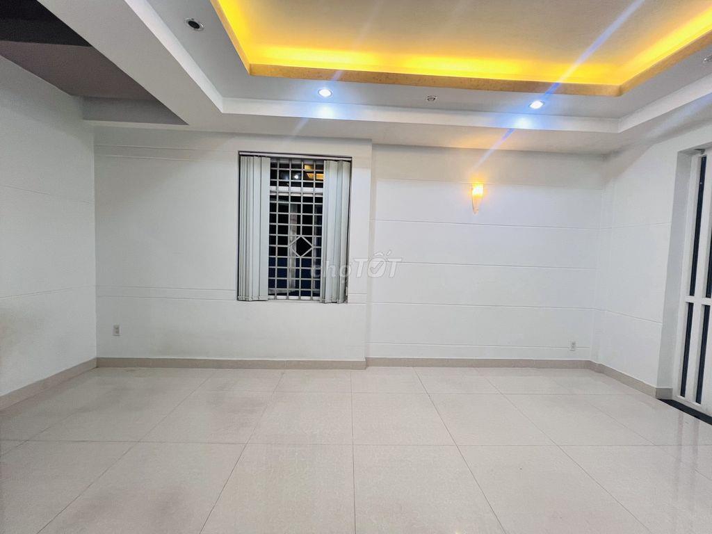 PHÒNG 32m² SIÊU RỘNG - NGAY THE SUN AVENUE - CHỈ 5,5 TRIỆU/THÁNG