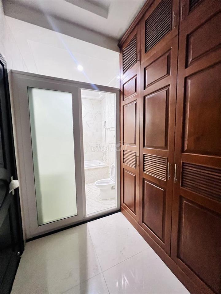 PHÒNG 32m² SIÊU RỘNG - NGAY THE SUN AVENUE - CHỈ 5,5 TRIỆU/THÁNG