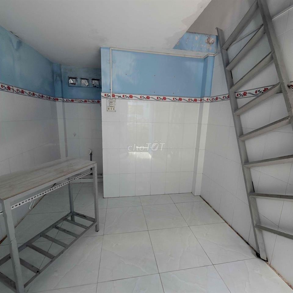 phong 34m2 , an ninh, yên tĩnh
