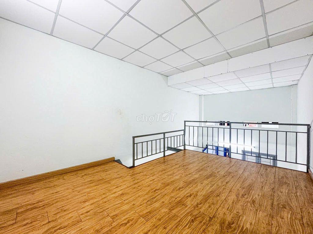 Phòng ở 4ng gần CĐ CÔng Nghệ VinaTex - Phạm Văn Đồng, gân GigaMall.