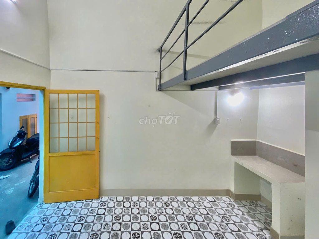 Đầu tháng 8 mình trống phòng ở gầ, Đh GTVT, PTIT, CĐ Công thương.