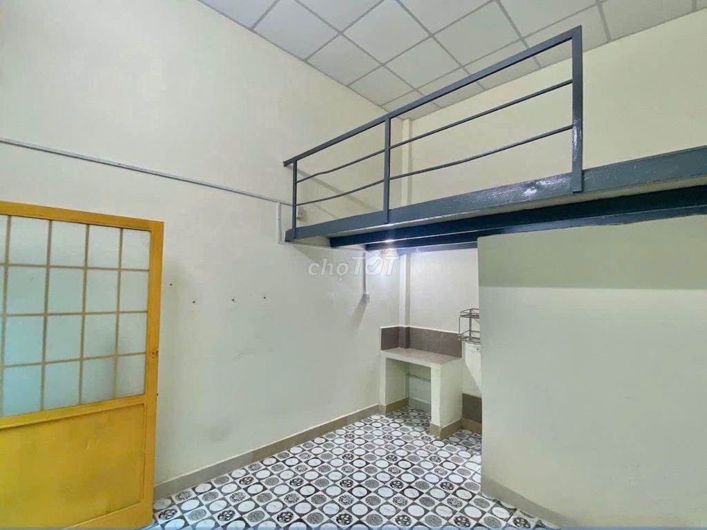 Đầu tháng 8 mình trống phòng ở gầ, Đh GTVT, PTIT, CĐ Công thương.
