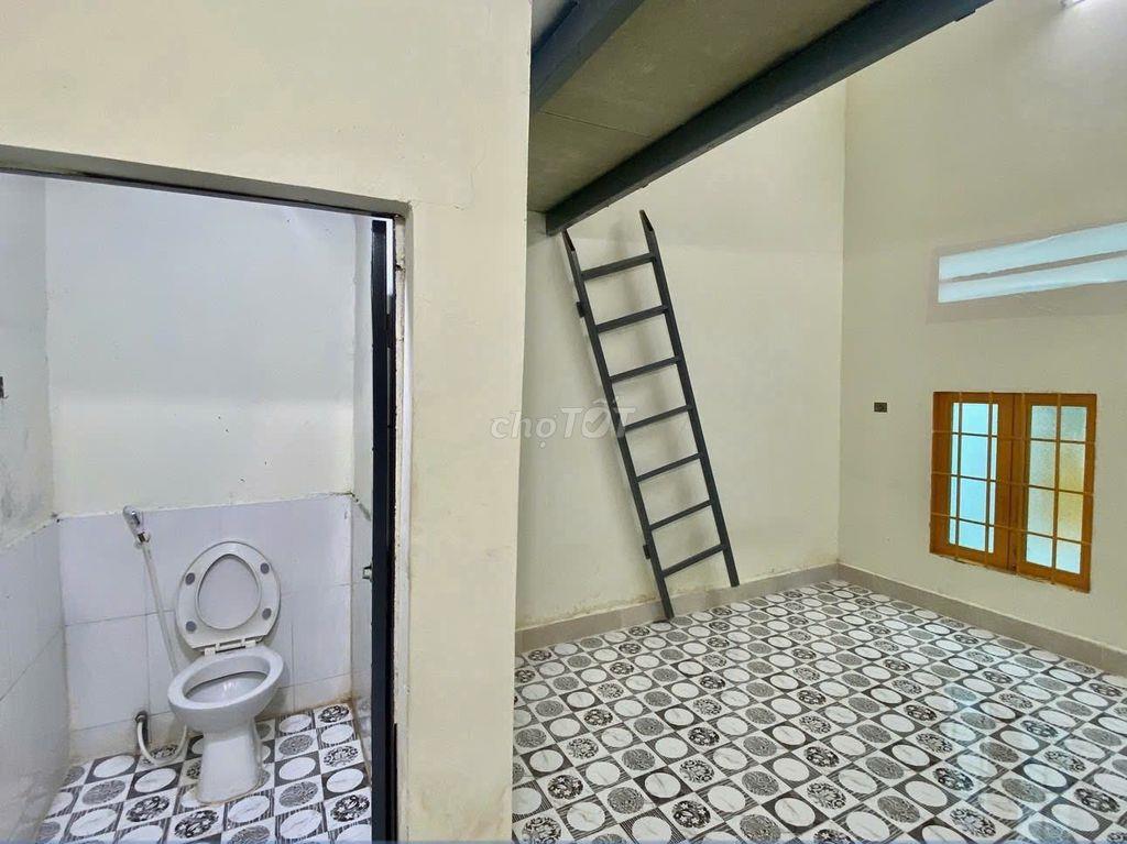 Đầu tháng 8 mình trống phòng ở gầ, Đh GTVT, PTIT, CĐ Công thương.