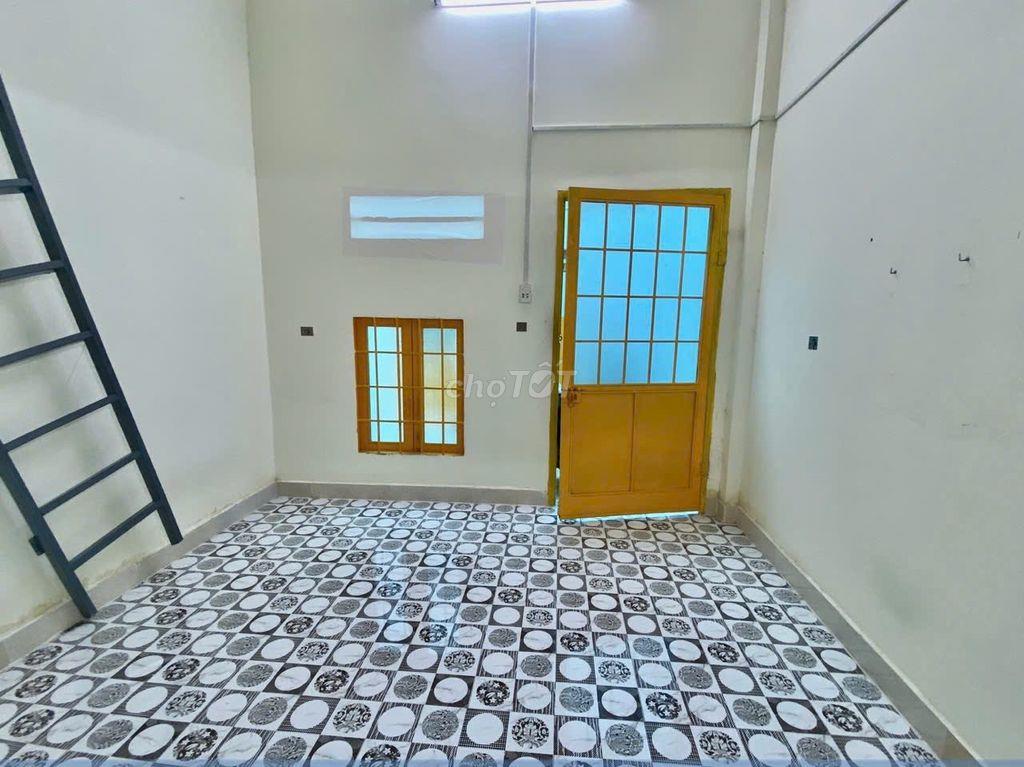 Đầu tháng 8 mình trống phòng ở gầ, Đh GTVT, PTIT, CĐ Công thương.